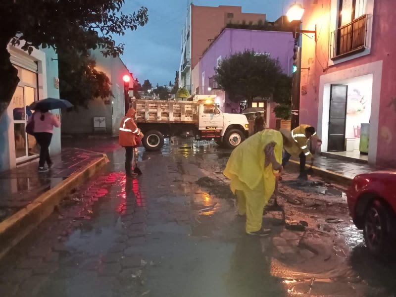 Responde con rapidez Ayuntamiento de Tlaxcala tras torrencial aguacero